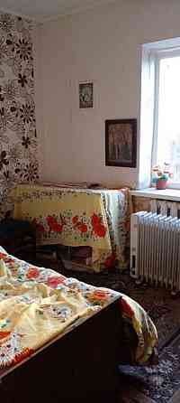 Продаж Квартира 3-кімнатна, 1/2 поверх 