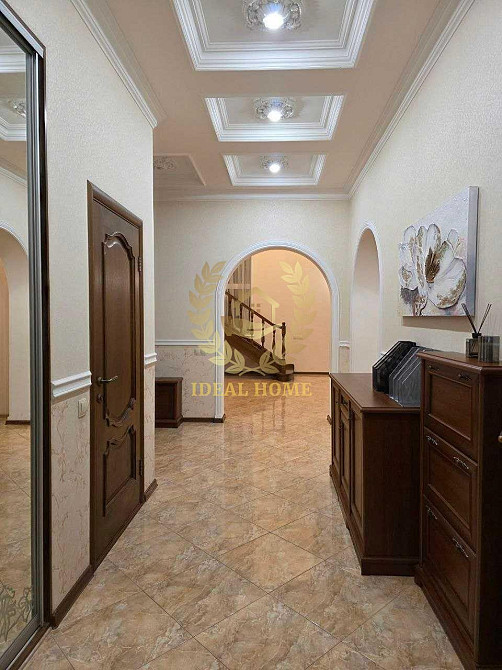 Продаж Будинок 6-кімнатний  - фото 2