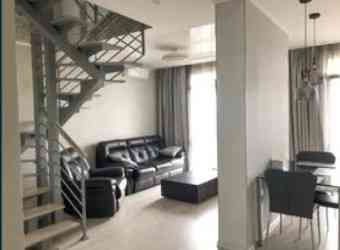 Продам двухуровневую квартиру в жк Левитана Лиманка