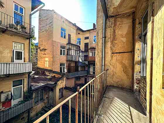 Продаж Квартира 3-кімнатна, 2/3 поверх на вул. Генерала Чупринки Львів