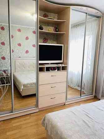 Оренда Квартира 2-кімнатна, 8/14 поверх на ул. Академика Ефремова, 19 Киев