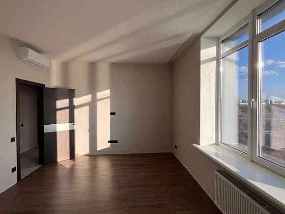 Продаж Квартира 2-кімнатна, 7/26 поверх на Микільсько-Слобідська, 3-А Киев