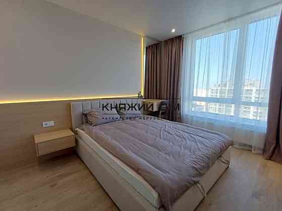 Оренда Квартира 1-кімнатна, 25/25 поверх на вул. Родини Крістерів Киев