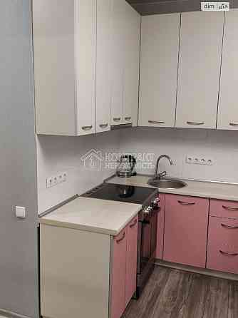 Продаж Квартира 1-кімнатна, 1/8 поверх на вул. Салтовское Харків