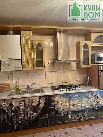 Трьох кімнатна квартира в центрі Кропивницький