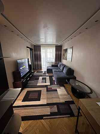 Оренда Квартира 1-кімнатна, 4/5 поверх на Ризька, 8 Київ