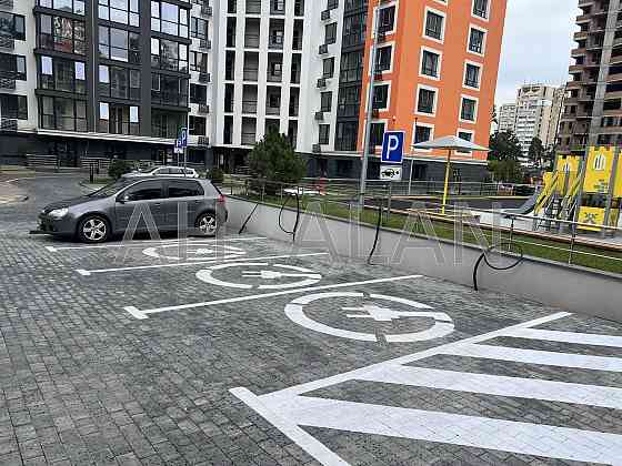 Продаж Будинок 3-кімнатний на Мальовнича вул., 3 Kiev