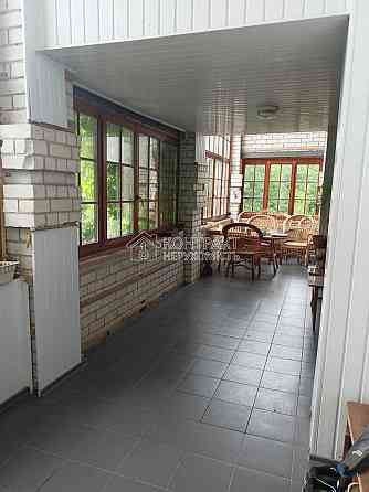 Продаж Будинок 7-кімнатний на вул. Будівників Pesochin