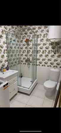 Оренда Квартира 1-кімнатна, 15/18 поверх на ул. Светлая, 3д Київ