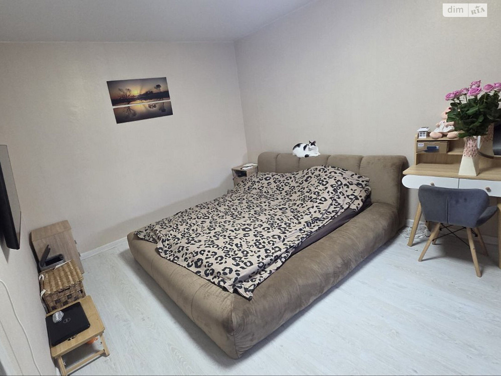 Продаж Квартира 3-кімнатна, 16/16 поверх на Ревуцького вул., д. 44 Kiev - photo 1