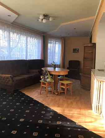 Продаж Квартира 3-кімнатна, 1/9 поверх на Леваневского ул. Одеса