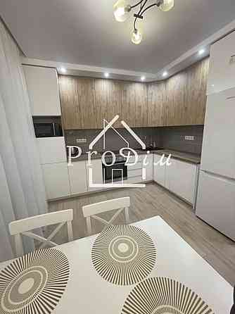 Оренда Квартира 2-кімнатна, 14/25 поверх на Сімї Кульженків вул. (Петра Дегтяренка), 33 Kiev