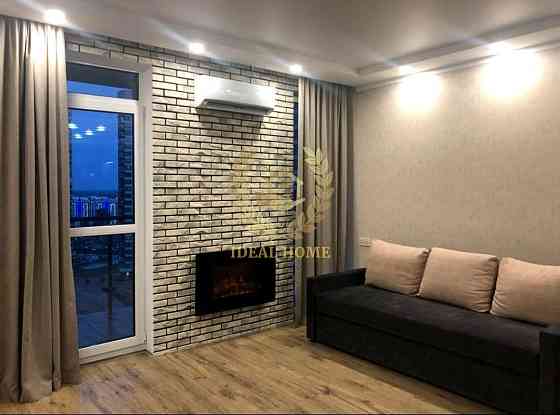 Продається 1-кімнатка квартира 5хв до метро, дизайнерський ремонт Киев