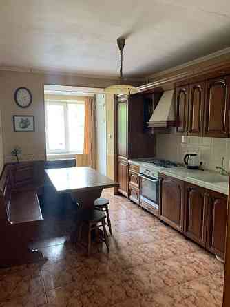 Трех комнатная квартира на Бабаджаняна. Рекордная Одеса