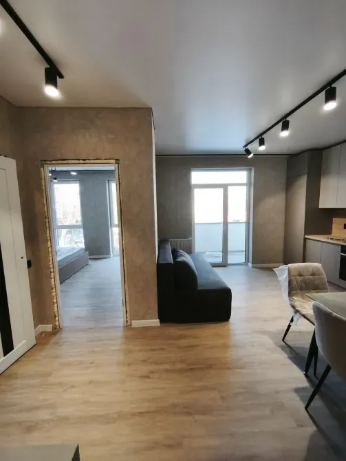 Продажа 1к Квартира 39 кв.м Тихого 11 Ужгород - изображение 6