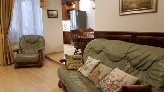 Оренда Квартира 3-кімнатна, 3/5 поверх на Артема, 42 Киев