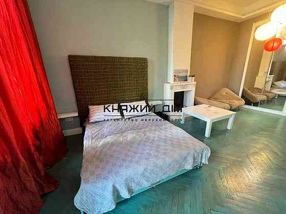 Оренда 1-кімнатної квартири студіо, метро Університет. № 11130834 Київ