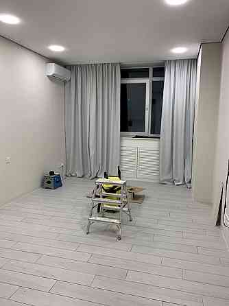 Продаж Квартира 3-кімнатна, 13/14 поверх на Нивська вул., д. 4-Г Киев