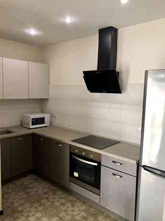 Оренда Квартира 2-кімнатна, 15/24 поверх на Ахматової, 30 Kiev