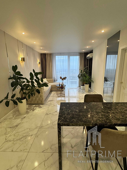 Продаж Квартира 2-кімнатна, 6/9 поверх на Зарічна вул., д. 6 Київ - фото 3