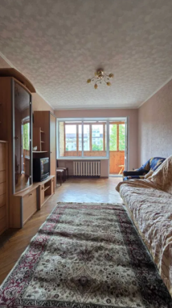 Оренда Квартира 1-кімнатна, 5/11 поверх на Виноградний провулок, 1/11 Киев