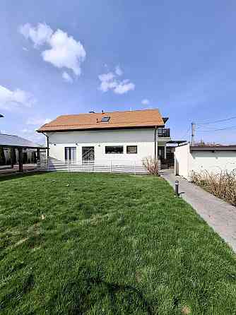 Продаж Будинок 5-кімнатний на вул. Шумілова Харків