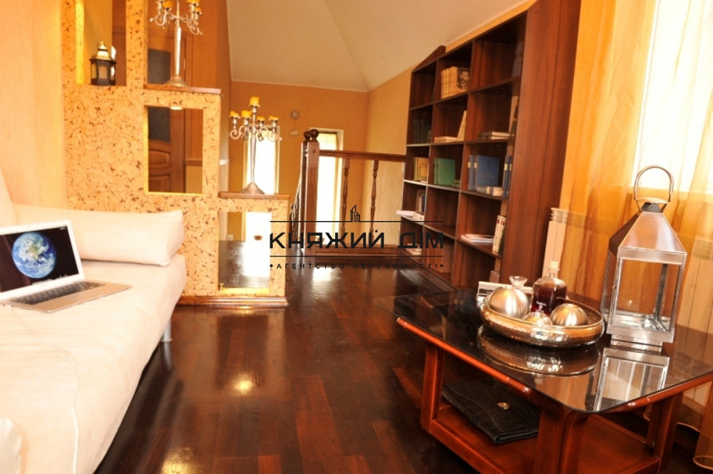 ЕСТЬ ГЕНЕРАТОР!!! Шикарный Дом в с. Святопетровское. Код объекта № 135640  - фото 10