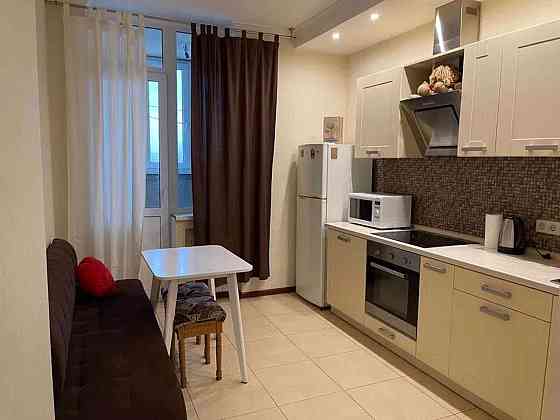 Оренда Квартира 1-кімнатна, 23/25 поверх на ул. Урловская Kiev