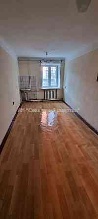 Оренда Будинок 15-кімнатний на Загорівська вул., 28 Київ