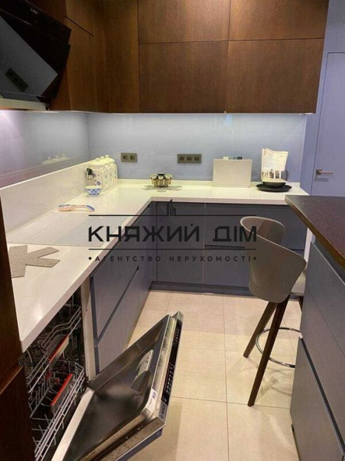 Продажа шикарной 3-х к. квартиры в новом доме м. Житомирская. № 21137270 Київ - фото 9