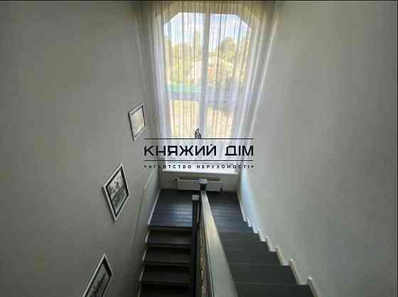 Коттеджный городок на 10 домов с теннисным кортом ,есть дома цены от 162 000 у.е.. № 2210384 Вишневе