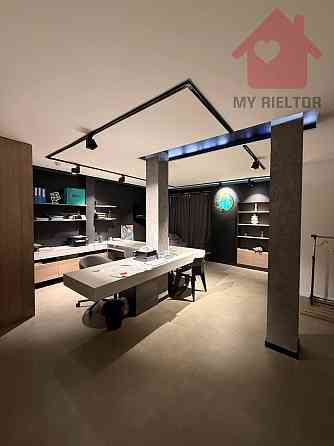 Оренда приміщення вільного призначення на Восьмого Березня поверх - 1/2 Uzhhorod