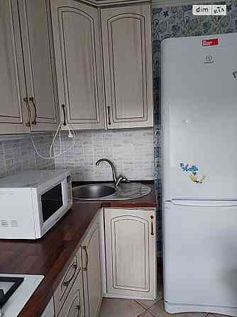 Оренда Квартира 2-кімнатна, 3/9 поверх на Академика Карпинского ул., 12/25 Kiev