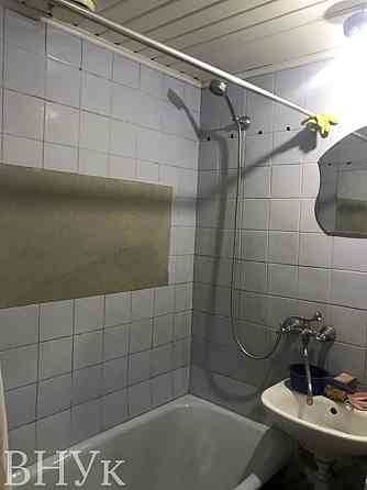 Продаж Квартира 4-кімнатна, 9/9 поверх на вул. Хоткевича L'viv