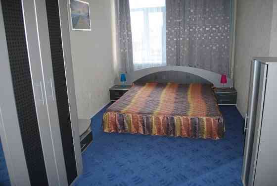 Оренда Квартира 3-кімнатна, 4/4 поверх на Нижний Вал ул. Киев