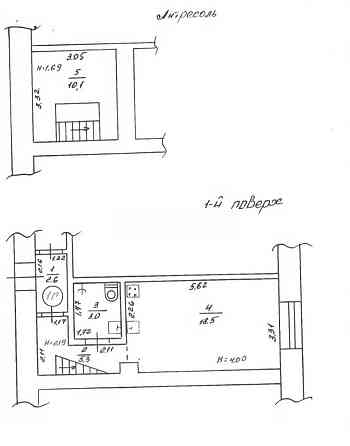 Продаж Квартира 4-кімнатна, 1/9 поверх на вул. Гвардійців Широнінців Харків
