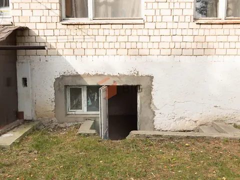 Продаж    на Героїв Майдану вулиця Чернівці - фото 1