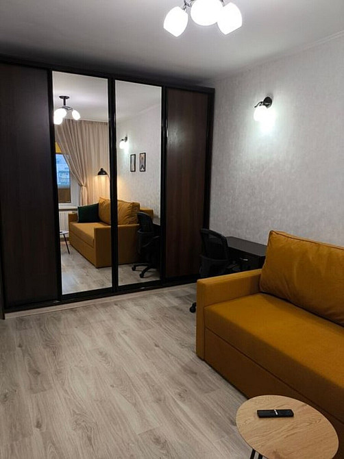 Оренда Квартира 1-кімнатна, 9/9 поверх на Правди, 70 Б Kiev - photo 1