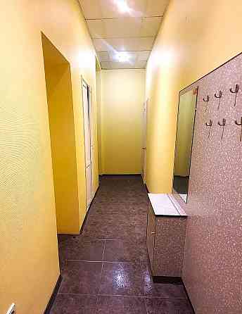 Продаж Квартира 3-кімнатна, 1/4 поверх на Антоновича вул., д. 59 Київ