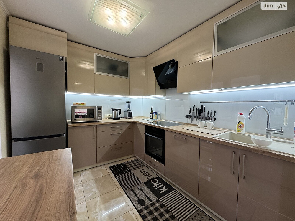 Продаж Квартира 4-кімнатна, 8/16 поверх на Володимира Івасюка вул., д. 49 Київ - фото 2