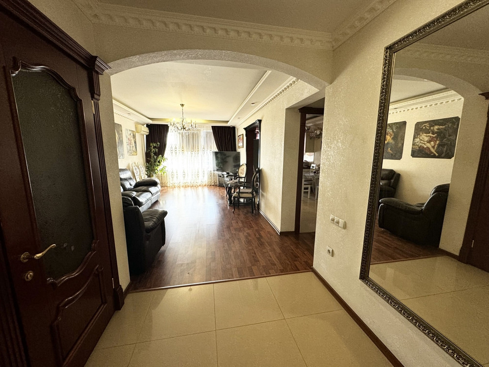 Продаж Квартира 4-кімнатна, 4/16 поверх на 8 Марта ул., 9 Дніпро - фото 11