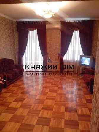 Прадаж 5 кімнатної квартири в Центрі міста вул. Шота Рустовелі,20б код 21146486 Київ