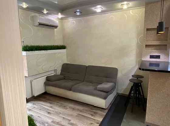 Оренда Квартира 1-кімнатна, 3/6 поверх на Регенераторна, 4 Kiev