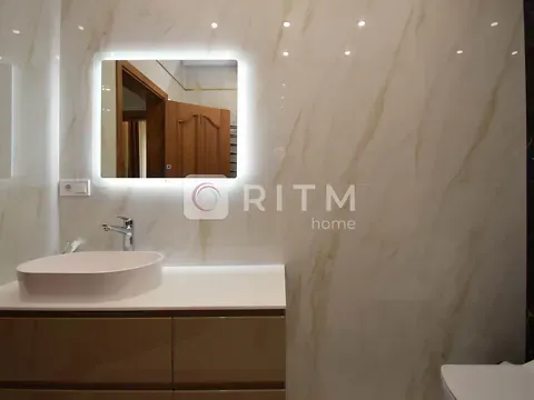 Аренда 2-этажный   265 кв.м 5 комн. на Лесі Українки вулиця  - изображение 1