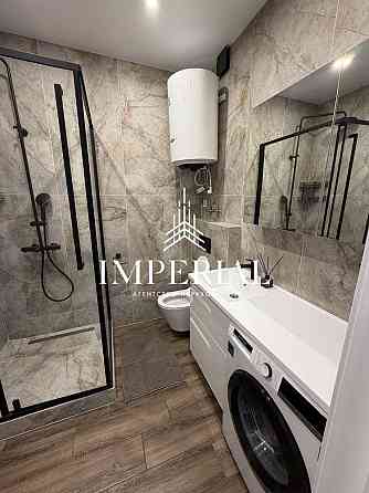 Оренда Квартира 1-кімнатна, 27/35 поверх на вул. Берестейський Kiev