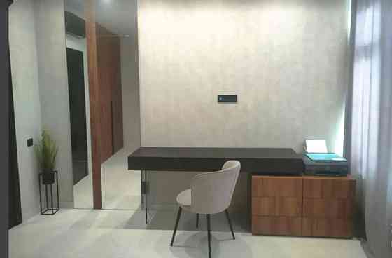 Трехкомнатная квартира в Жемчужном квартале на Каманина Одеса