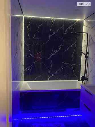 Продаж Квартира 5-кімнатна, 10/10 поверх на Стельмаха Vinnytsya