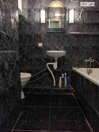 Продаж Квартира 3-кімнатна, 2/5 поверх на Івана Котляревського, 8 Київ