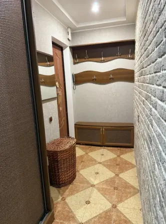 Продажа 2к Квартира 46 кв.м Володимира Великого Львов