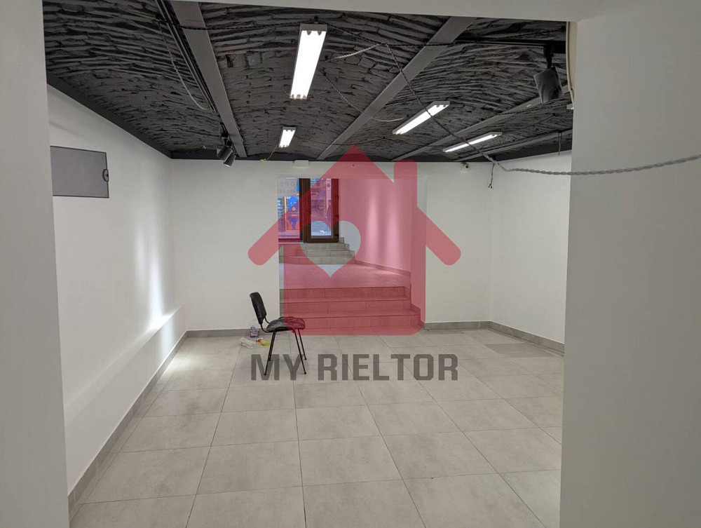 Оренда приміщення вільного призначення на Корятовича пл. поверх - 1 Uzhhorod - photo 1